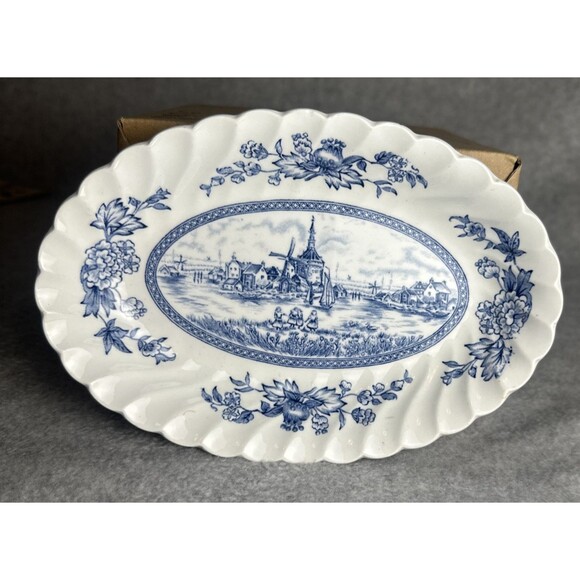 Tulip Time Other - Johnson Bros Tulip Time Vintage Scalloped Oval Serving Plate 8 x 5.5 Blue White